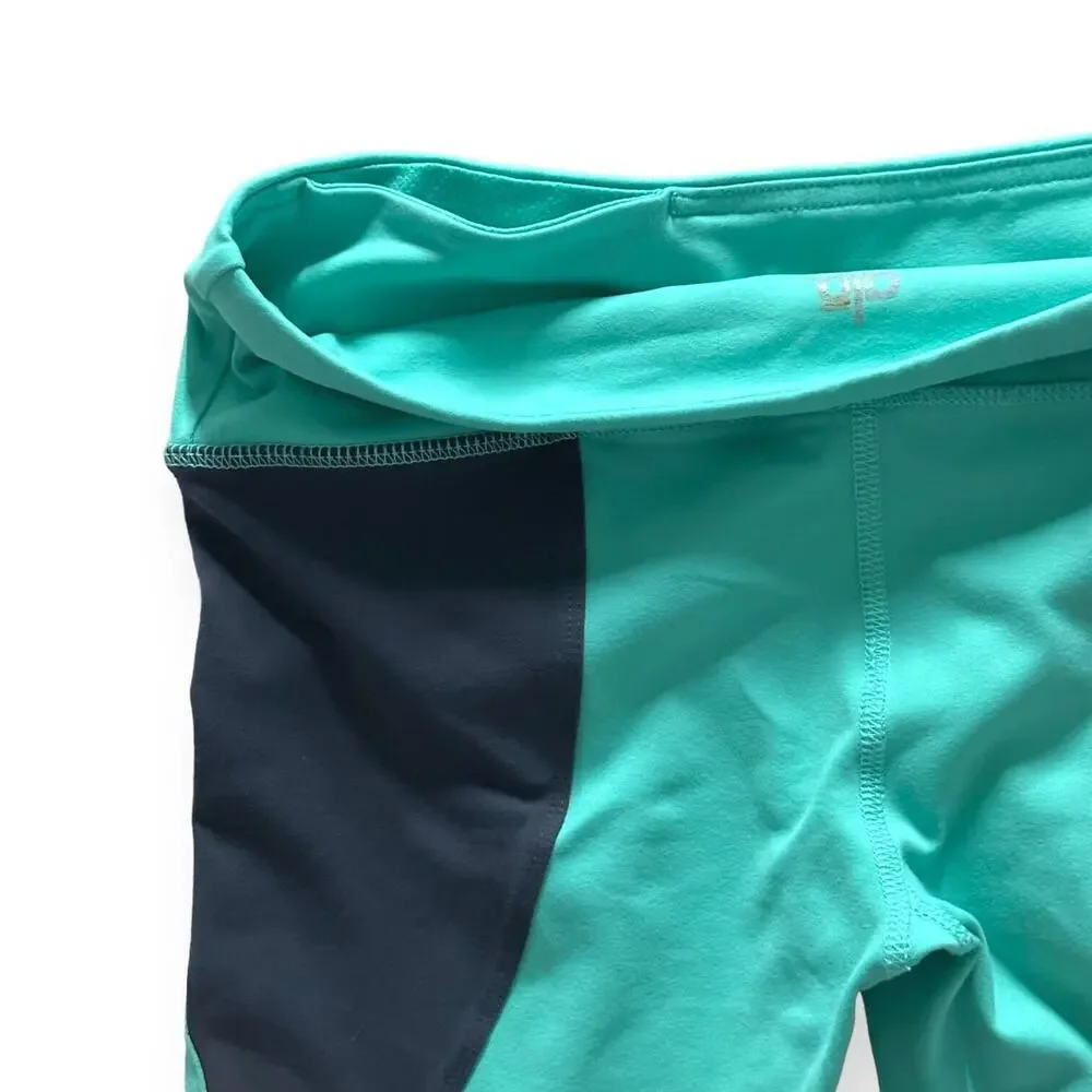 ALO YOGA StretchFlex Illusion Capri Leggings Green Anti Bacterial Active Small